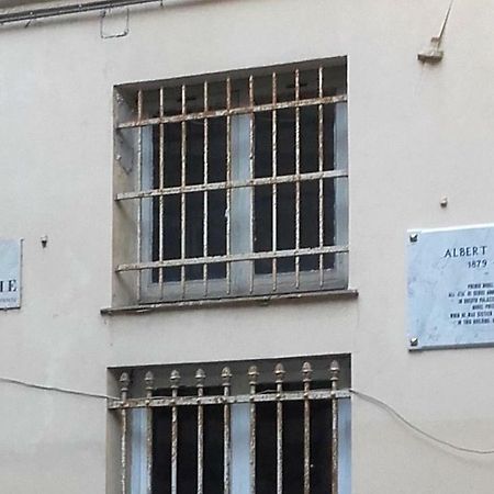 La Casa Di Einstein Διαμέρισμα Γένοβα Εξωτερικό φωτογραφία